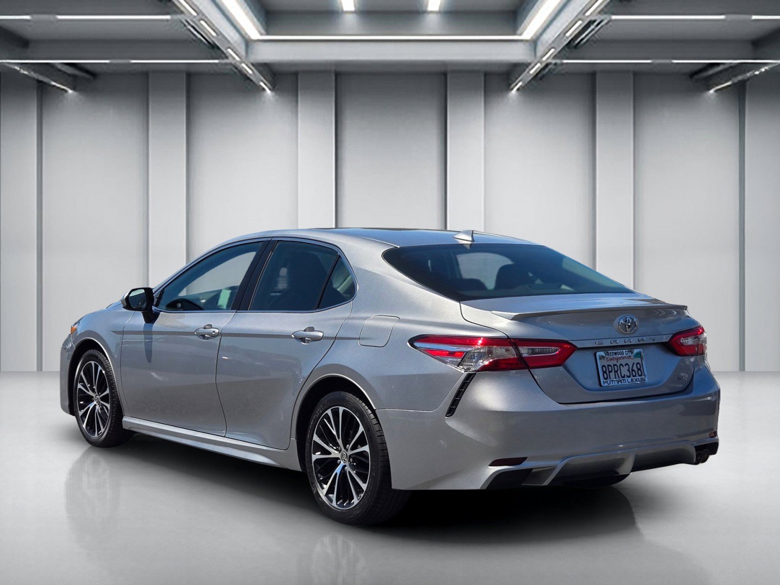 Used 2020 Toyota Camry SE FWD image 7