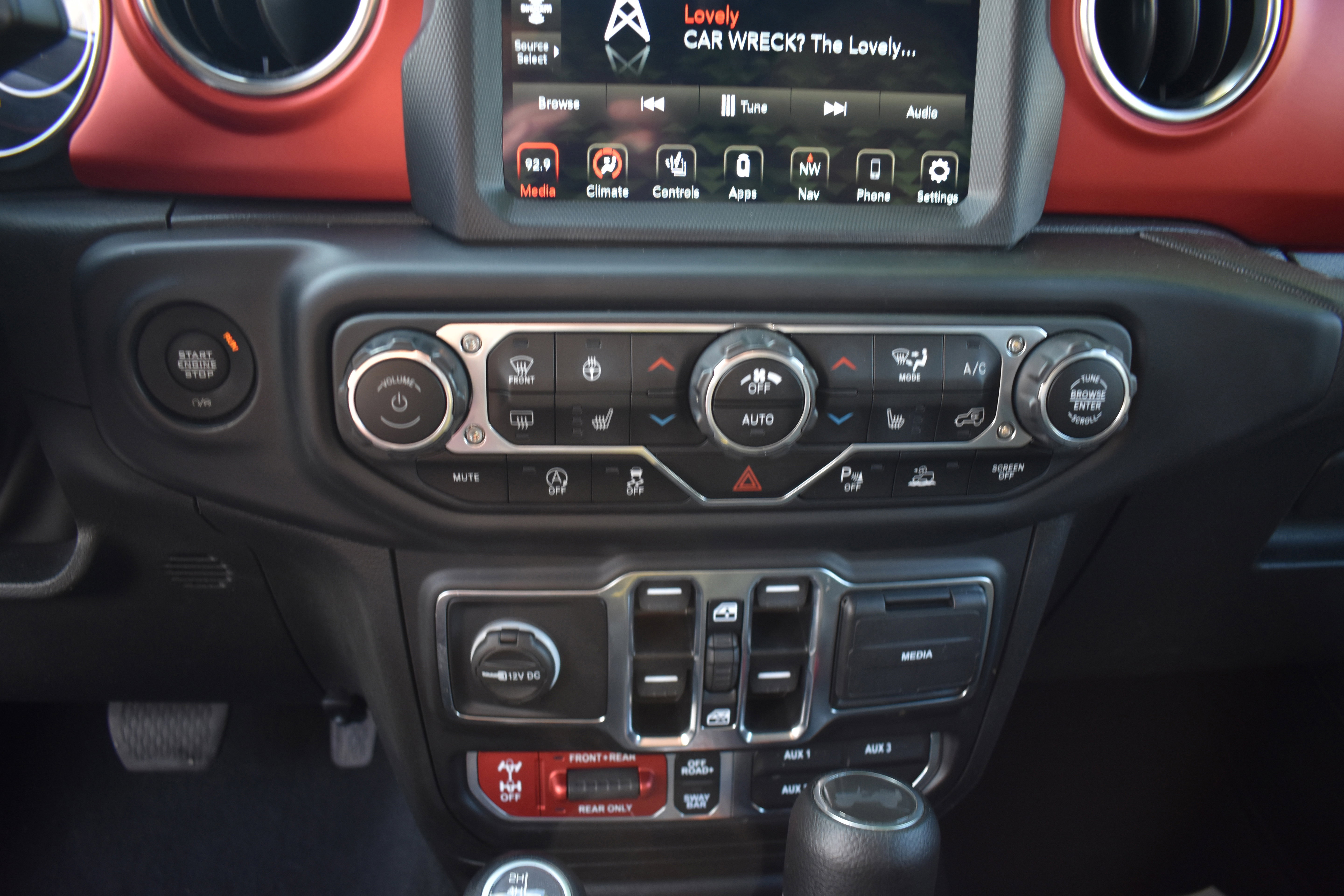 Used 2022 Jeep Wrangler Unlimited Rubicon w/ LED Lighting Group image 21