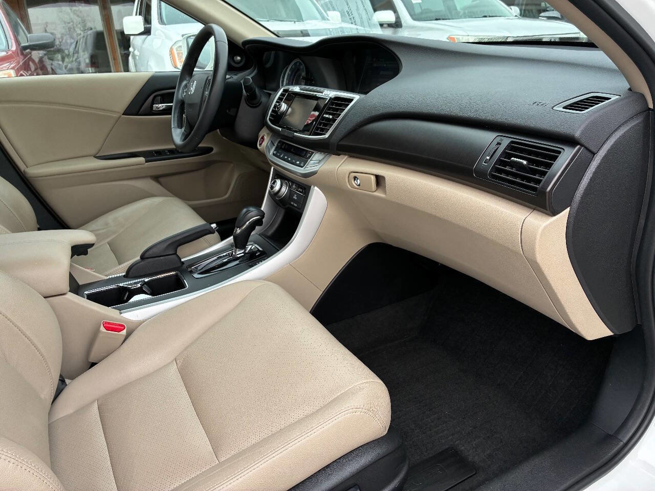 Used 2015 Honda Accord EX-L image 24