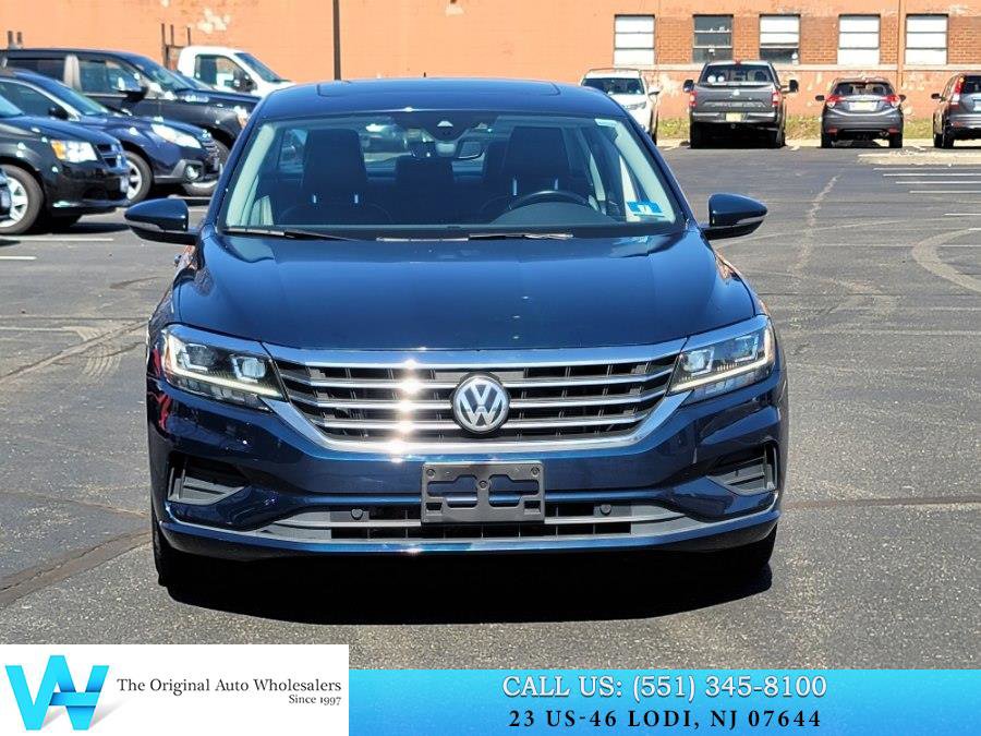 Used 2020 Volkswagen Passat 2.0T SEL image 2