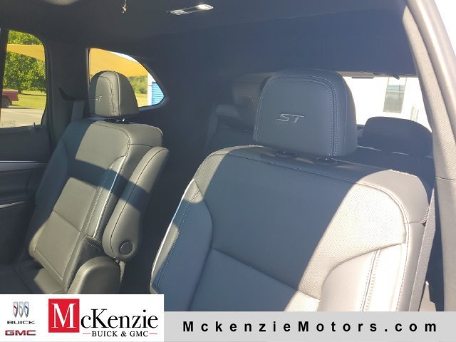 New 2027 Buick Enclave Sport Touring w/ Power Package FWD image 23