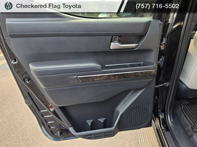 Used 2024 Toyota Tacoma Limited w/ Limited Package (LT) AWD/4WD image 43