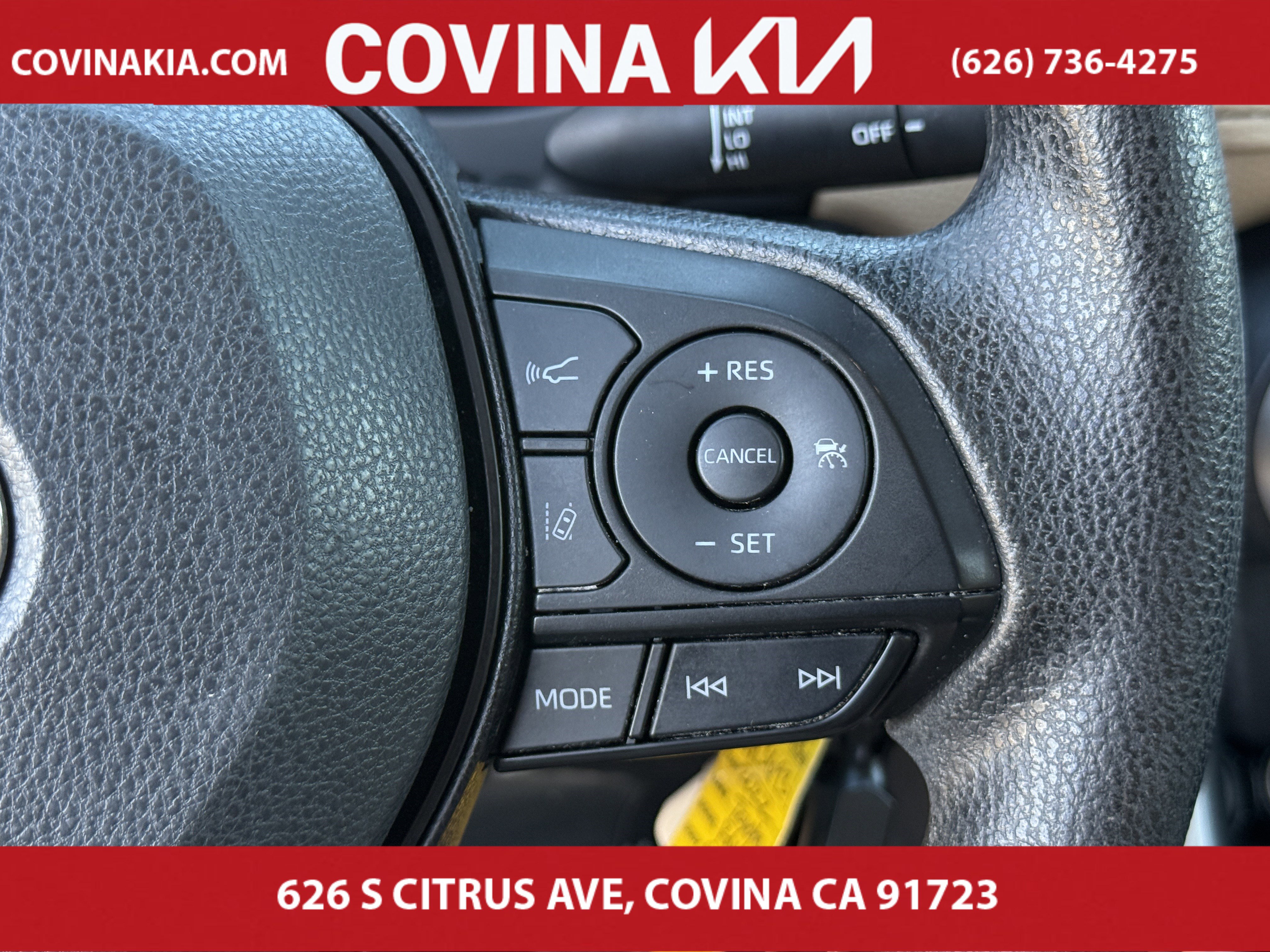 Used 2022 Toyota RAV4 LE image 18