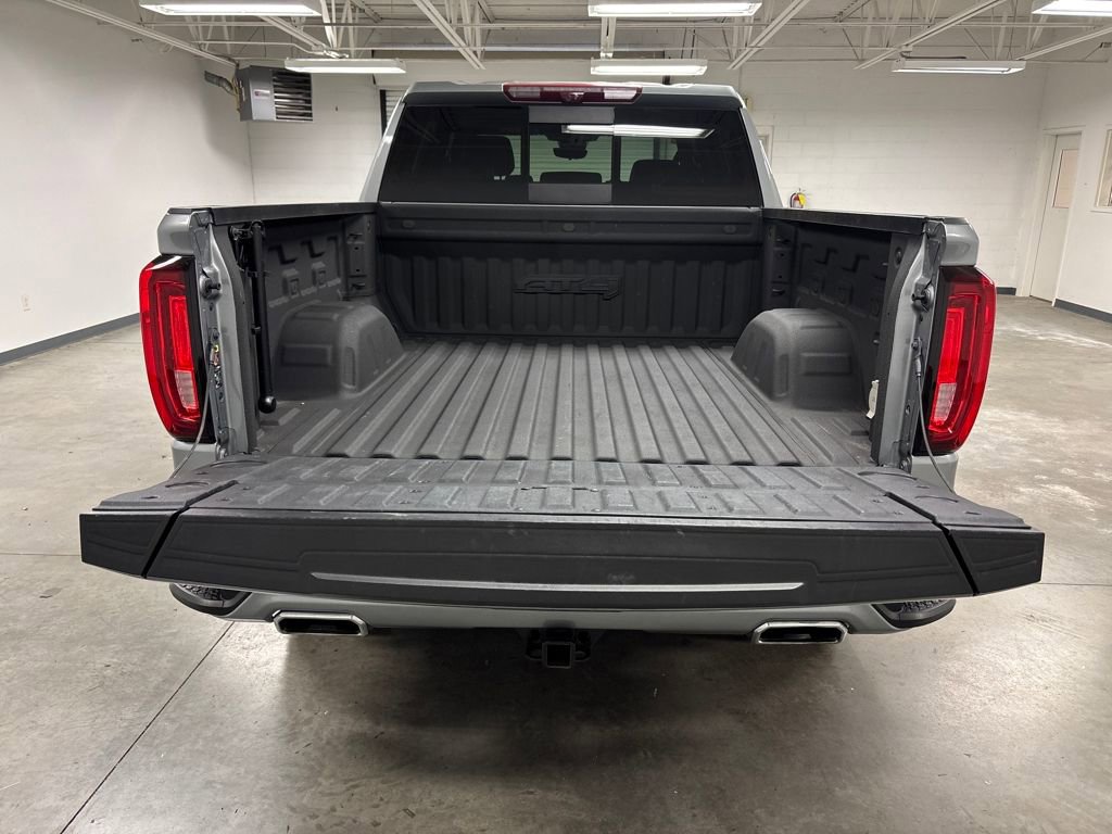 Used 2023 GMC Sierra 1500 AT4 w/ Technology Package image 19