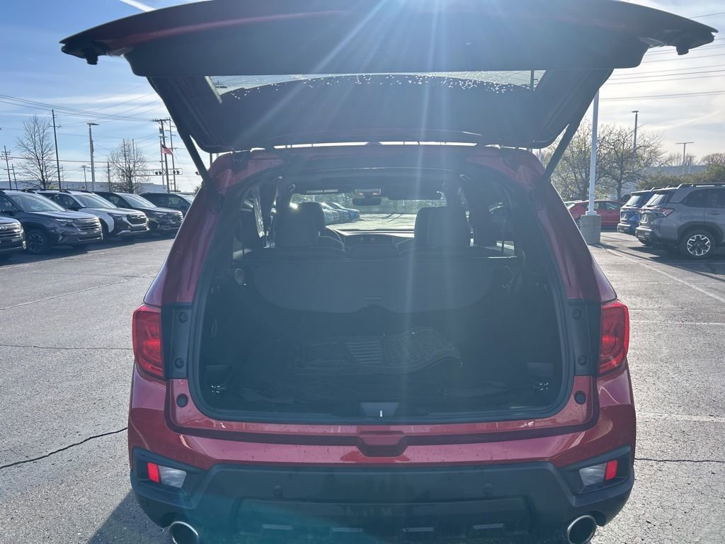 Used 2023 Honda Passport EX-L image 17
