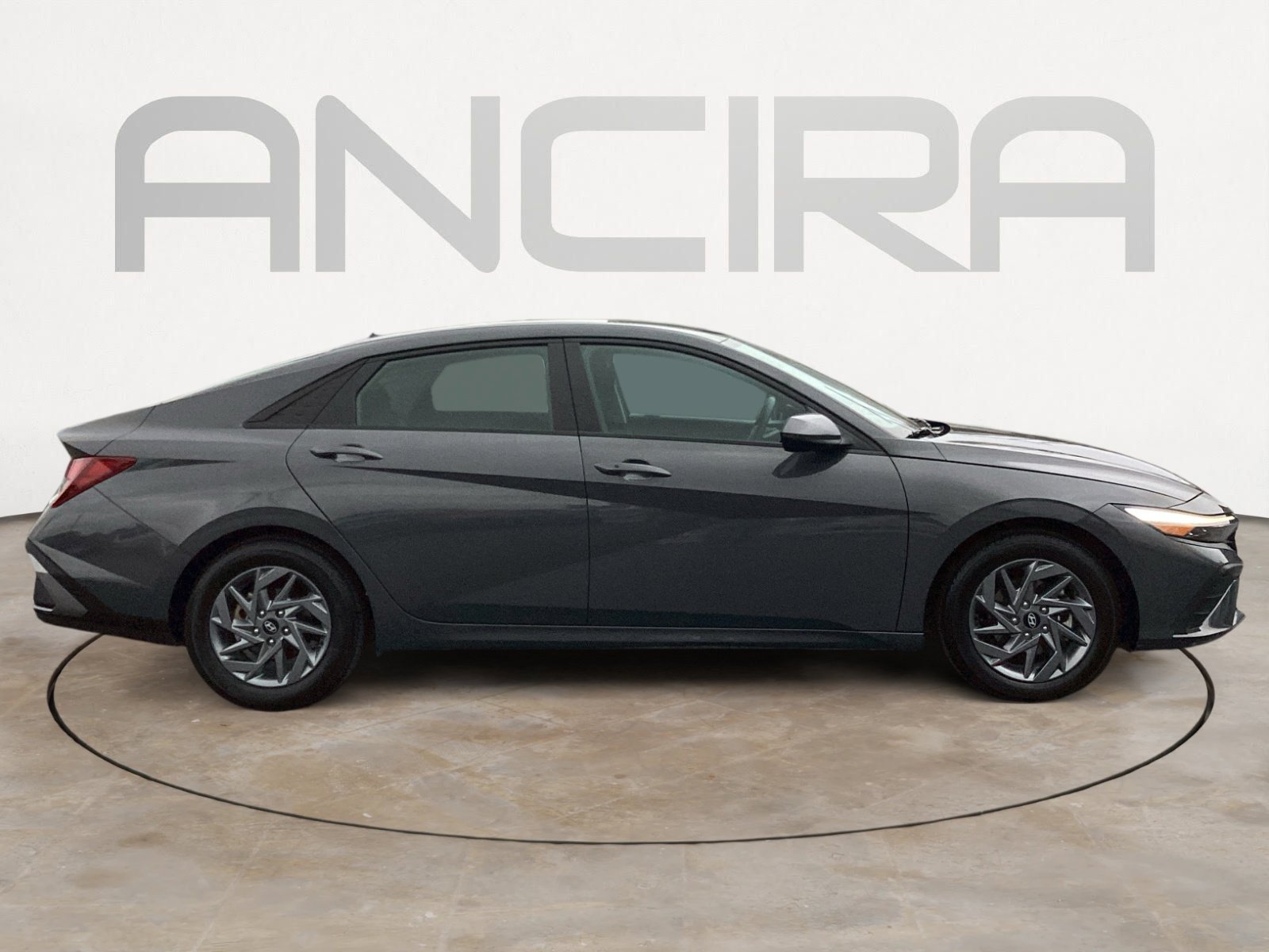 Used 2024 Hyundai Elantra SEL image 15