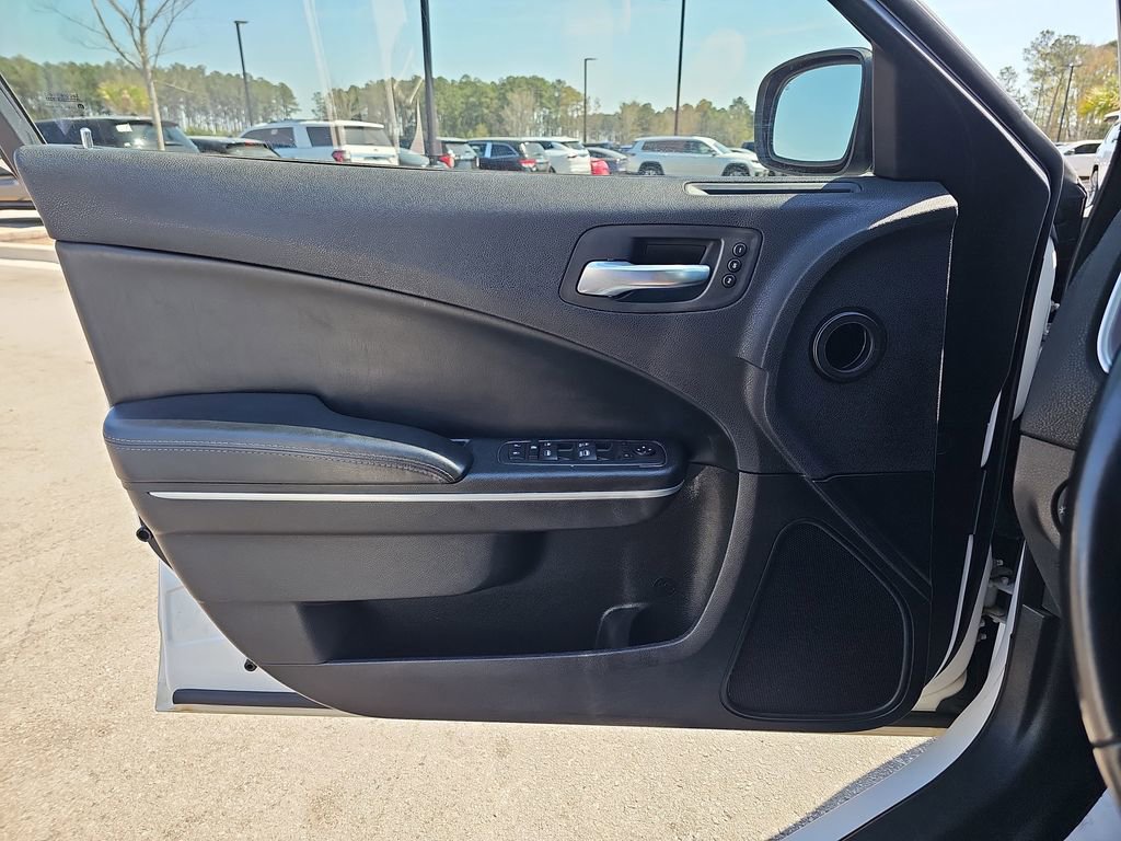 Used 2021 Dodge Charger SXT w/ Leather Interior Group image 30