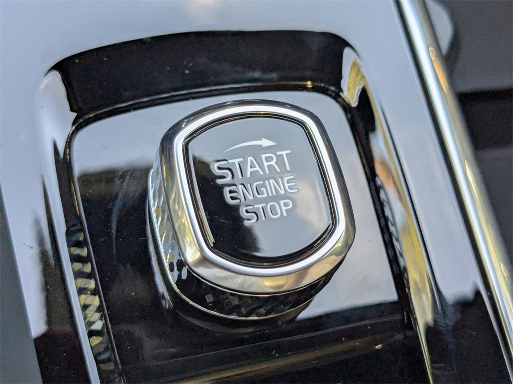 New 2026 Volvo XC60 B5 Plus w/ Protection Package Premier image 31