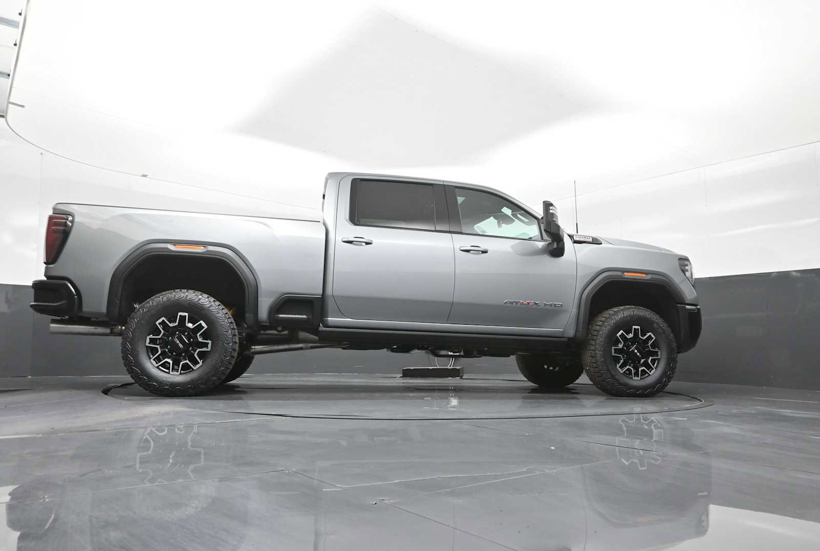 New 2026 GMC Sierra 2500 AT4X image 24