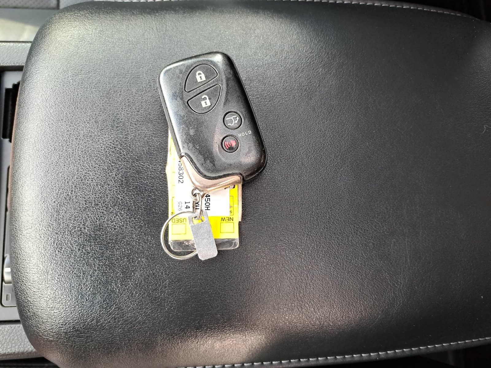Used 2014 Lexus RX 450h AWD image 40