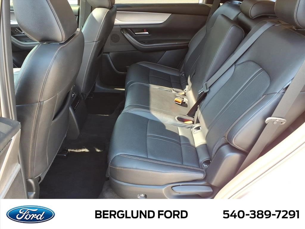 Used 2024 MAZDA CX-90 3.3 Turbo w/ Preferred Plus AWD/4WD image 14