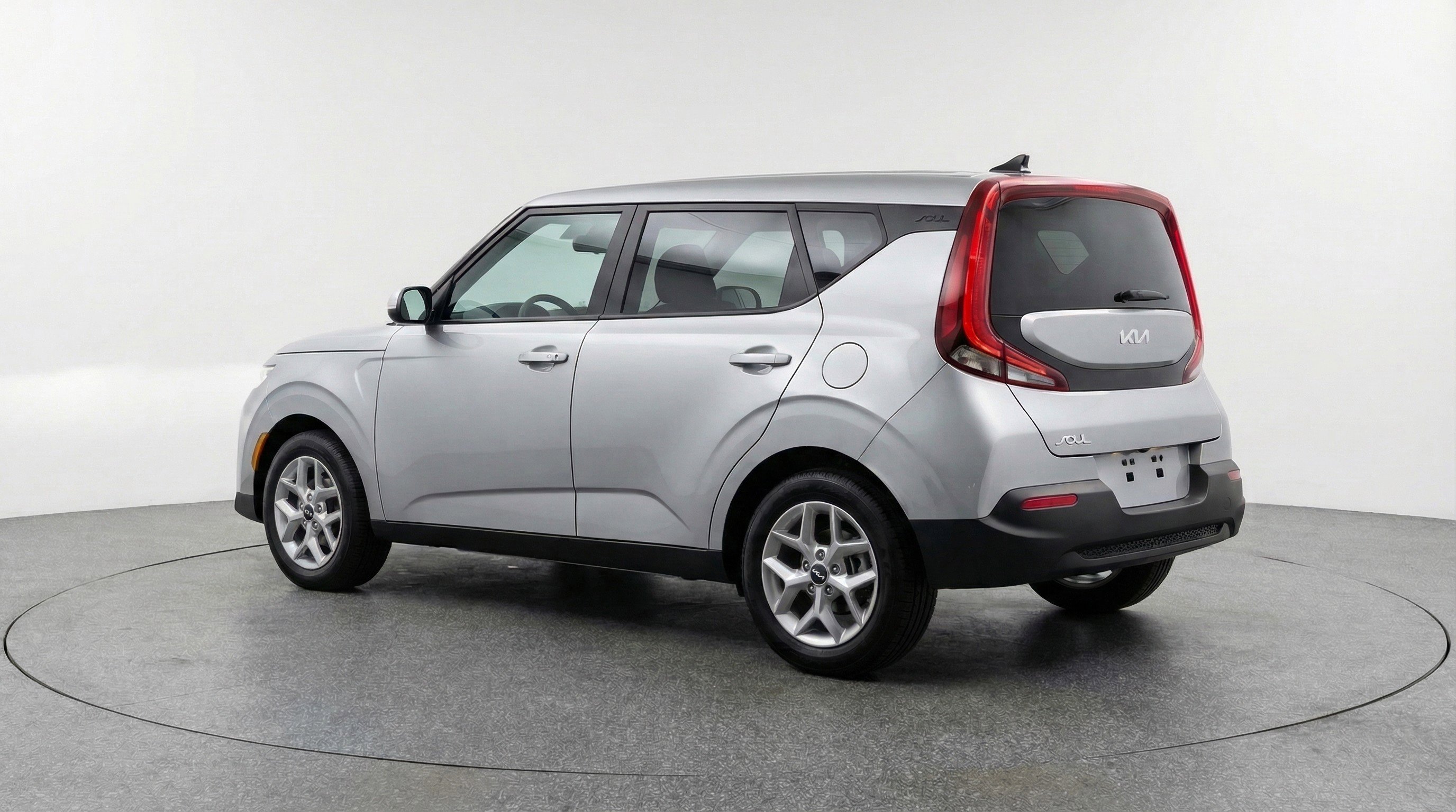 Used 2025 Kia Soul LX w/ LX Technology Package image 6