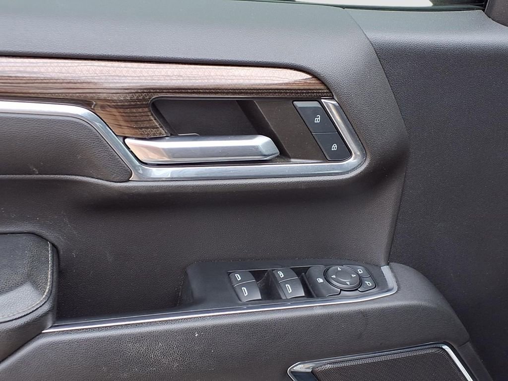 Used 2024 Chevrolet Silverado 1500 LT AWD/4WD image 14
