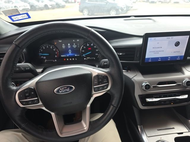 Used 2023 Ford Explorer XLT w/ Equipment Group 202A image 12