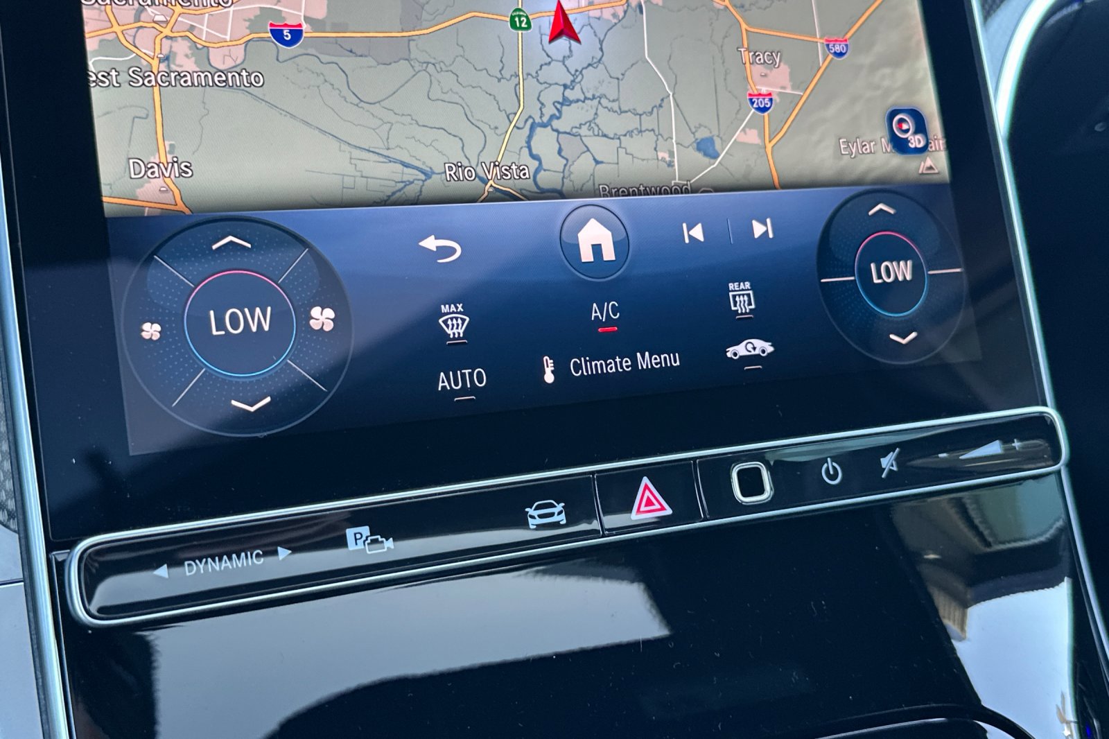 New 2025 Mercedes-Benz C 300 Sedan image 20