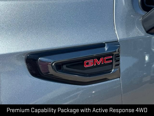 Used 2025 GMC Yukon AT4 w/ AT4 Premium Plus Package AWD/4WD image 13