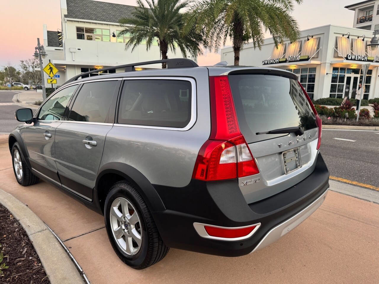 Used 2013 Volvo XC70 3.2 image 5