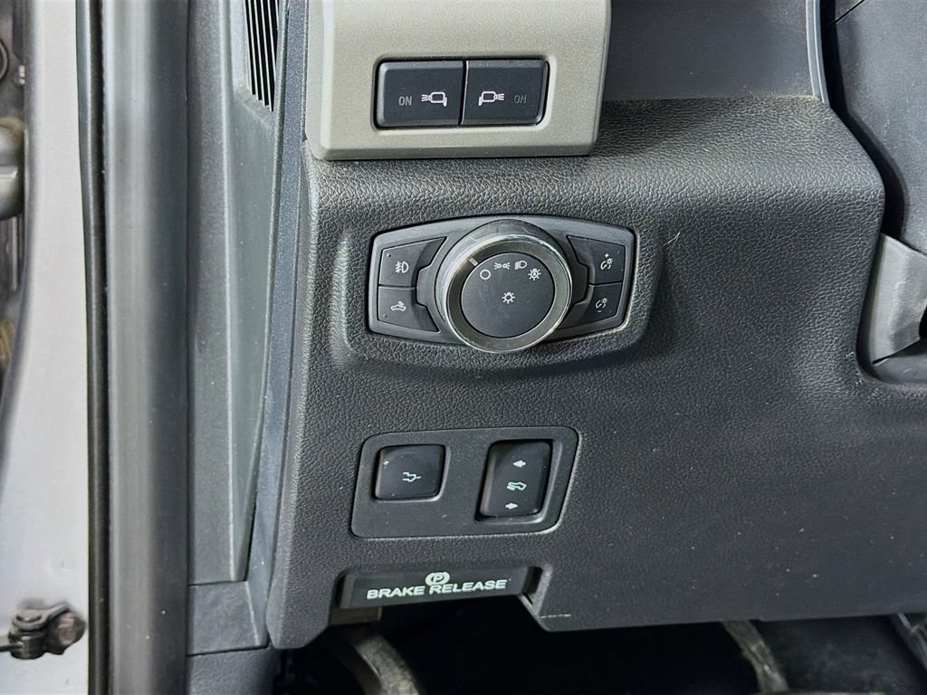 Used 2021 Ford F350 Lariat w/ Lariat Ultimate Package AWD/4WD image 30