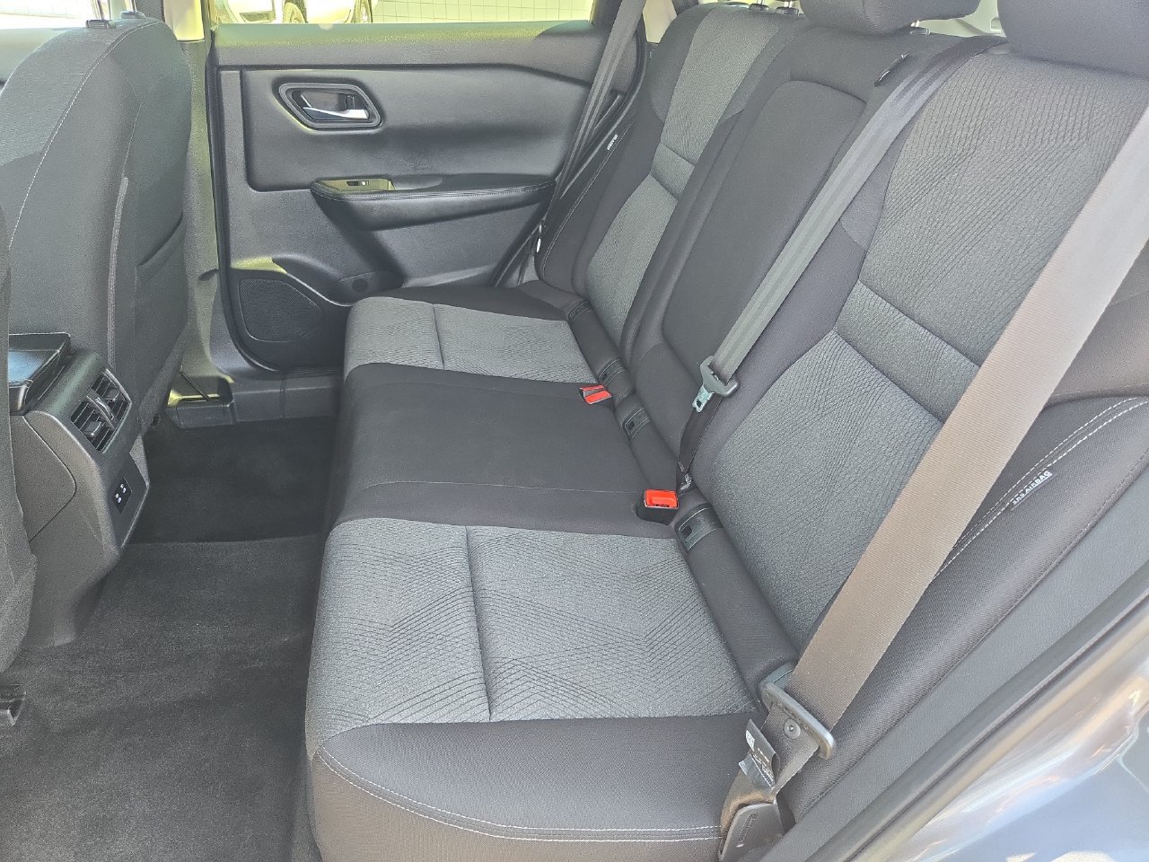 Certified 2024 Nissan Rogue SV AWD/4WD image 14
