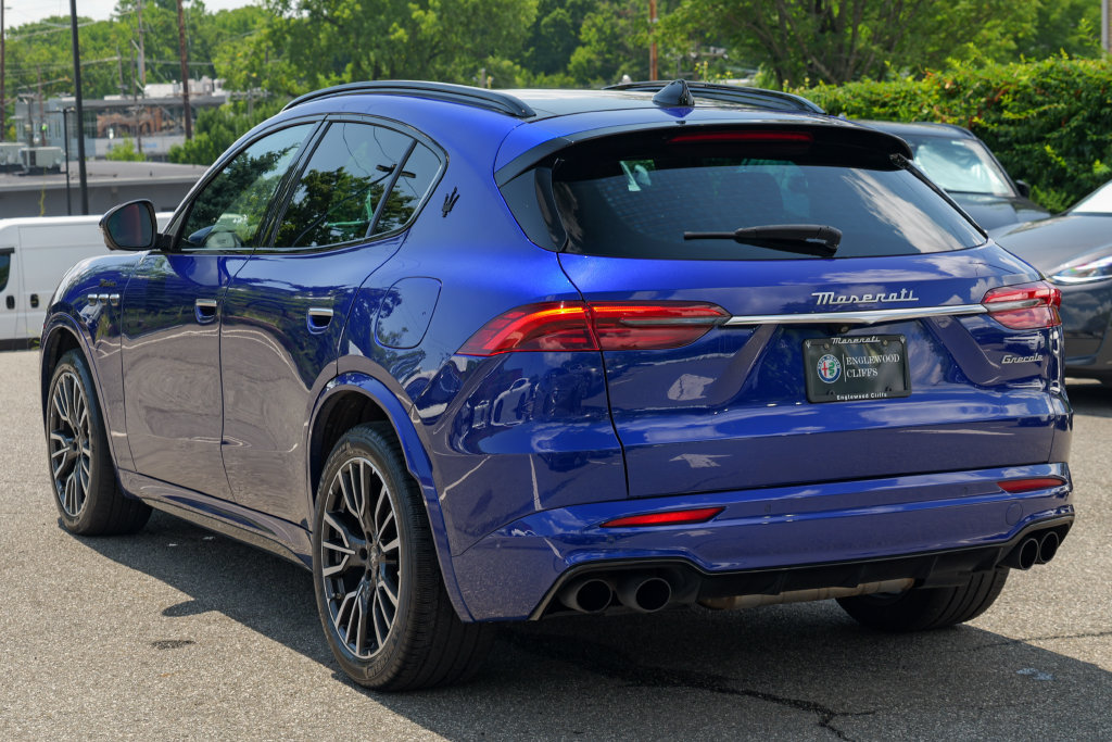 Used 2023 Maserati Grecale Modena AWD/4WD image 5