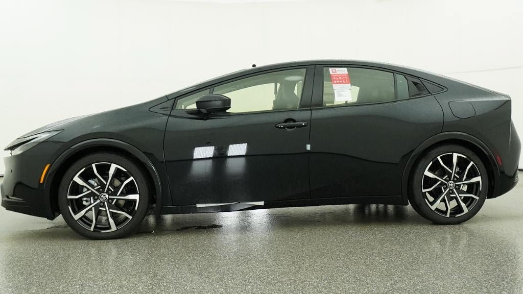 New 2026 Toyota Prius Plug-In Hybrid FWD image 19