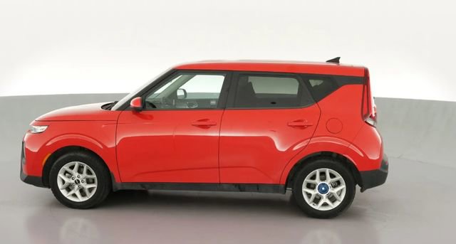 Used 2022 Kia Soul LX