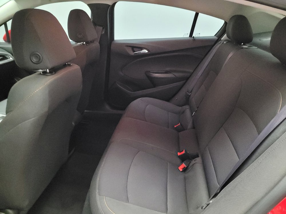 Used 2017 Chevrolet Cruze LS FWD image 18