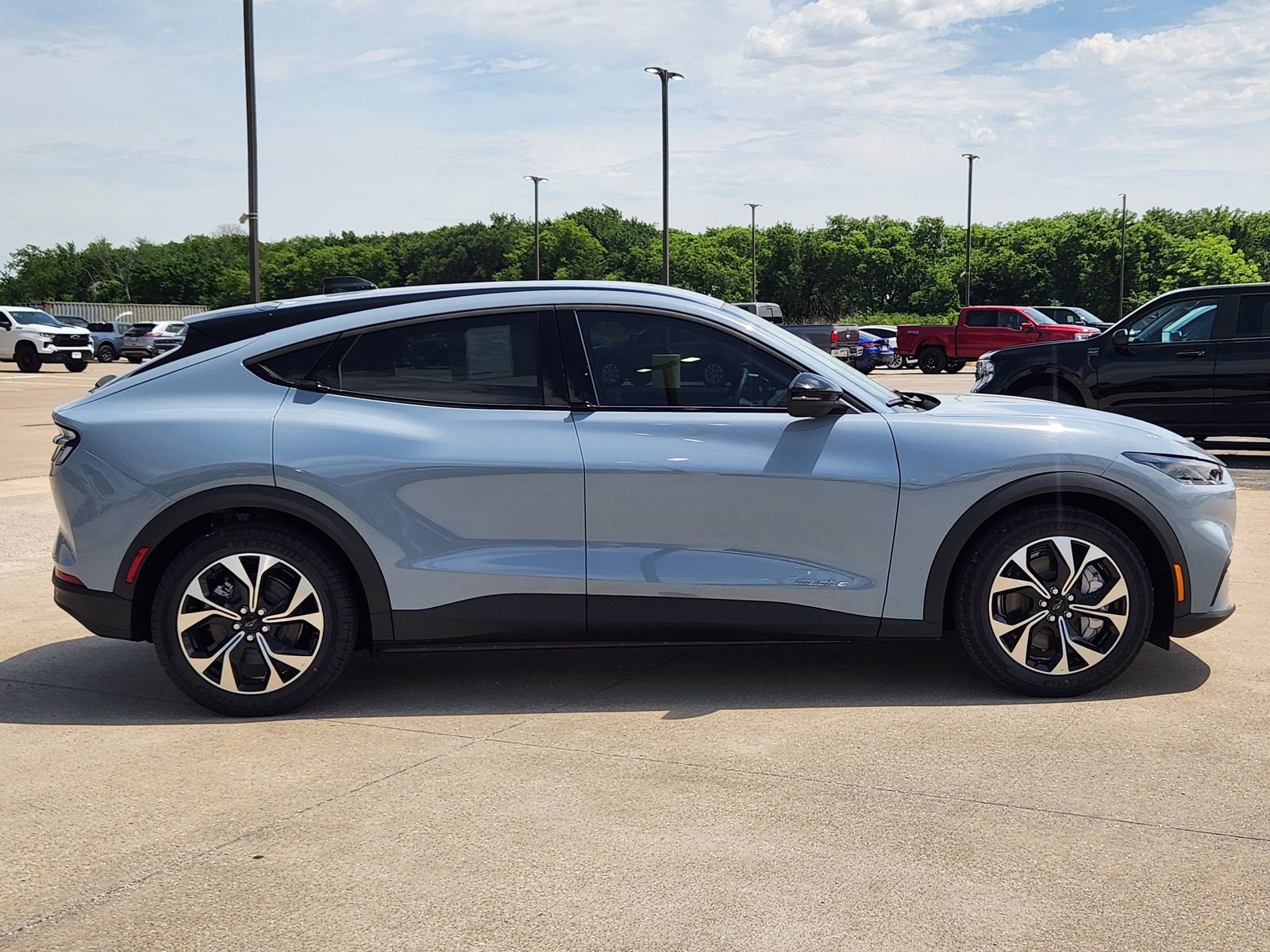 New 2026 Ford Mustang Mach-E Select RWD image 7