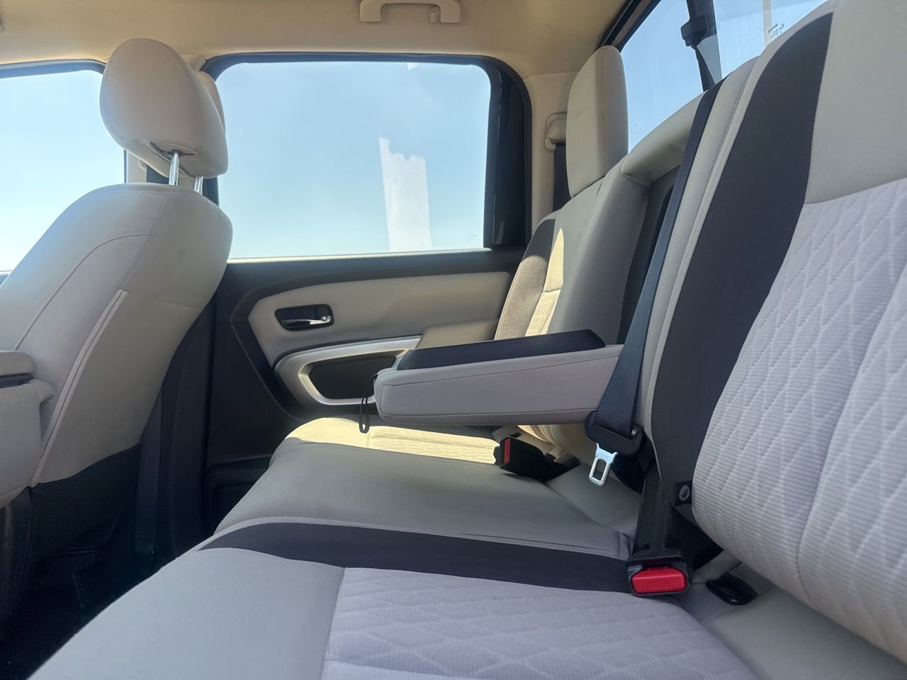 Certified 2024 Nissan Titan SV image 32