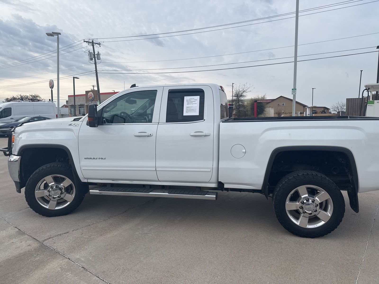 Used 2018 GMC Sierra 2500 SLE w/ HD SLE Preferred Plus Package image 6
