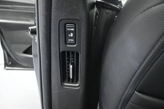 Certified 2025 Honda Odyssey Sport-L image 31