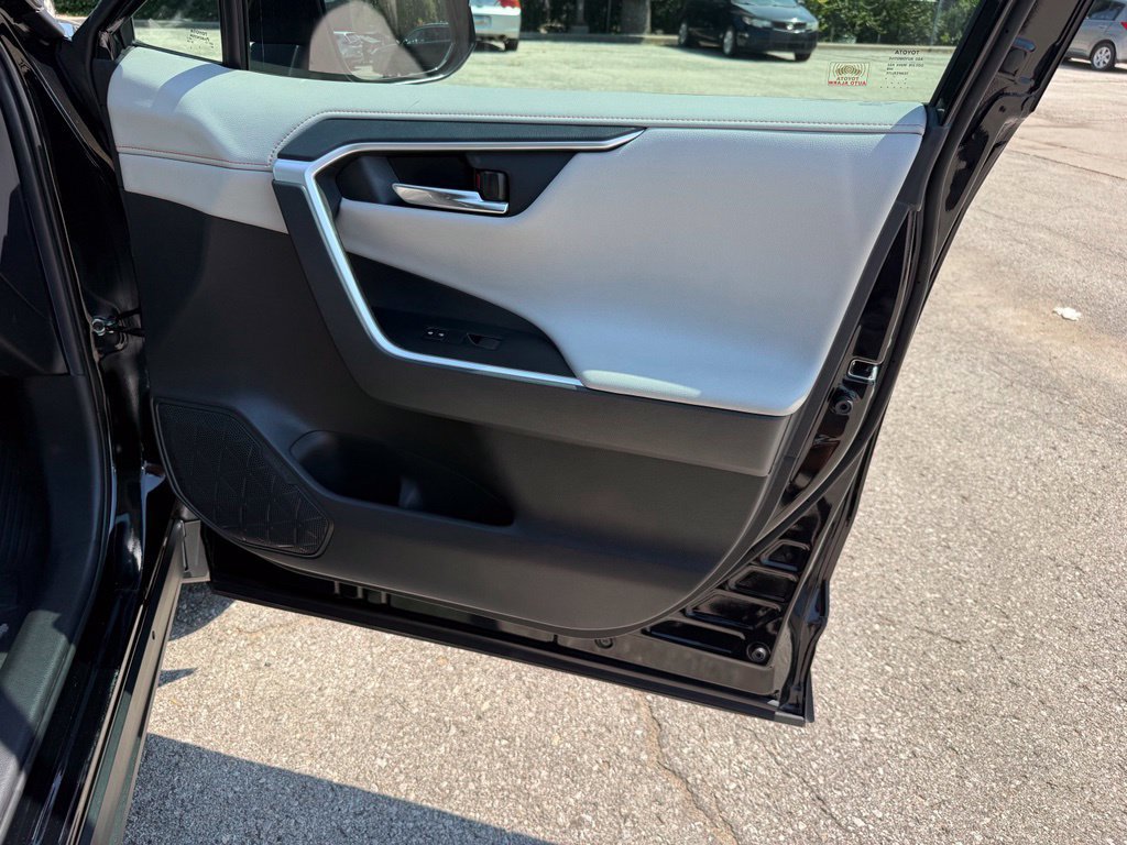 Used 2019 Toyota RAV4 Adventure w/ Cold Weather Package AWD/4WD image 46