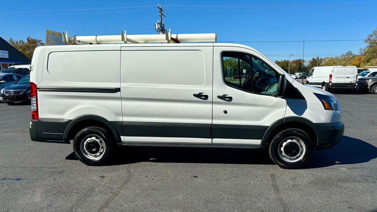 Used 2018 Ford Transit 250 130 Low Roof RWD image 4
