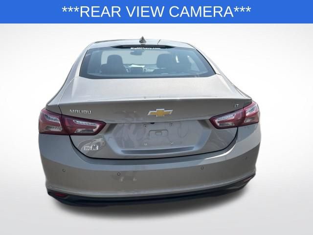 Used 2022 Chevrolet Malibu LT w/ Leather Package FWD image 4