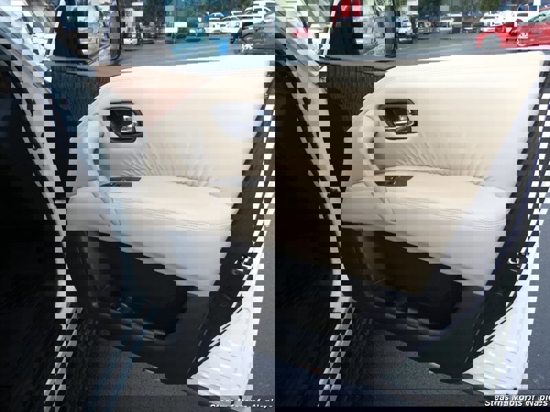 Used 2018 Nissan Armada SL w/ Premium Package image 54