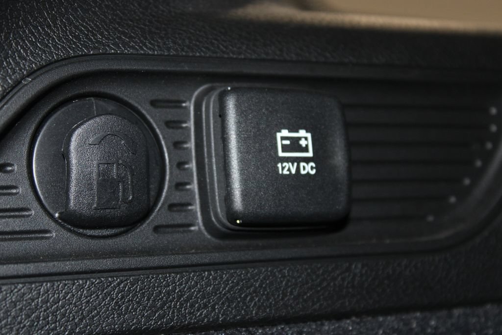 Used 2024 Jeep Grand Cherokee Summit AWD/4WD image 11