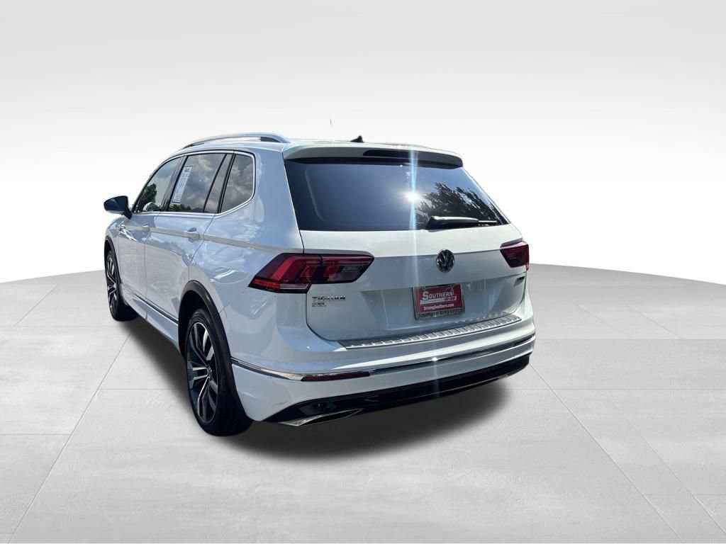 Used 2020 Volkswagen Tiguan SEL Premium R-Line w/ 3rd Row Seat Package AWD/4WD image 3