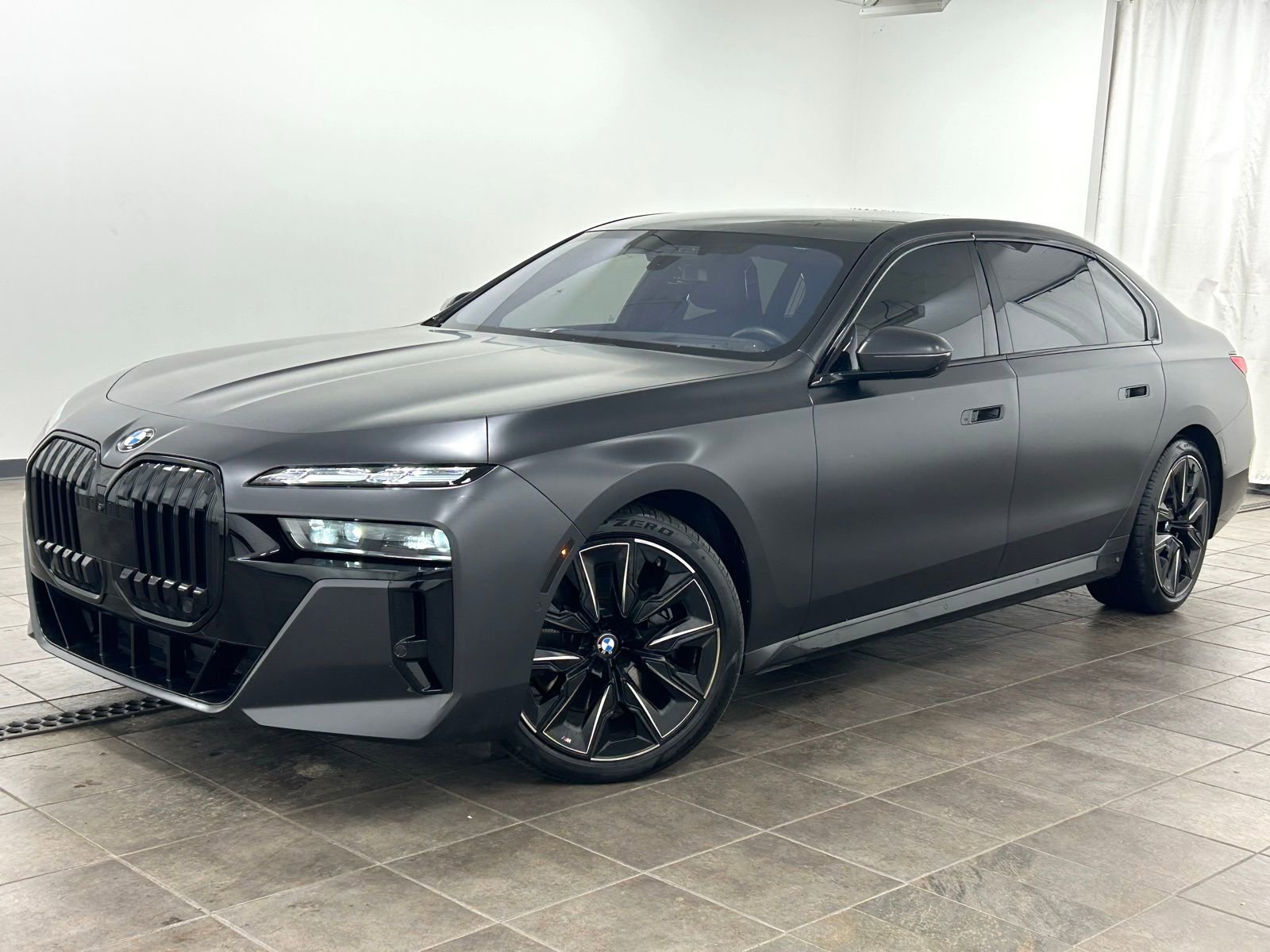 Used 2023 BMW 760i xDrive