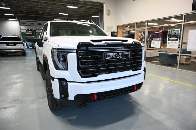 New 2026 GMC Sierra 2500 AT4 w/ AT4 Premium Plus Package AWD/4WD image 3