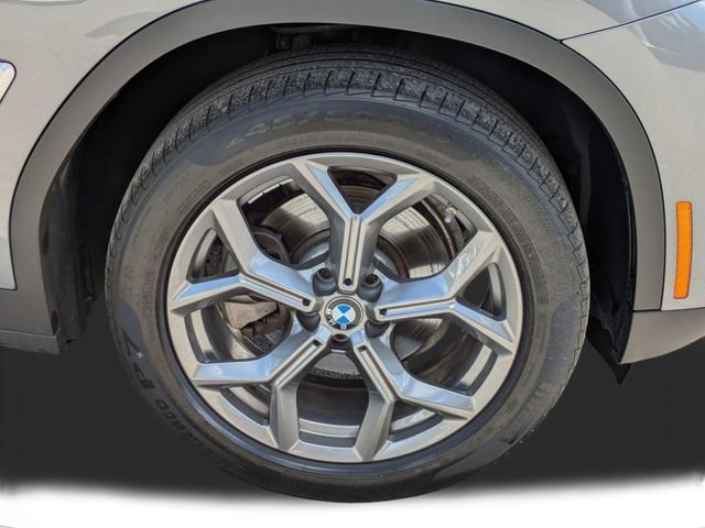 Used 2024 BMW X3 xDrive30i w/ Premium Package w/ZPA AWD/4WD image 11