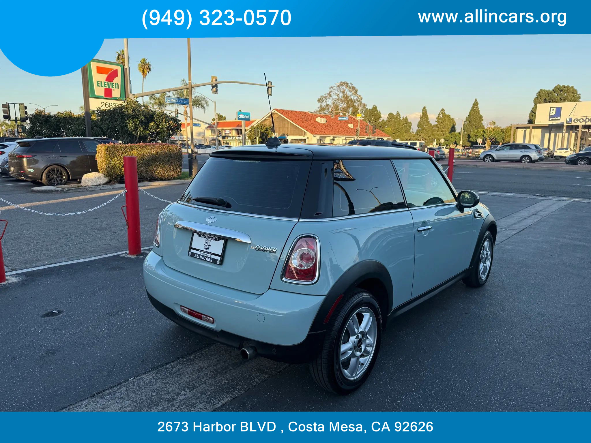 Used 2013 MINI Cooper Hardtop image 4