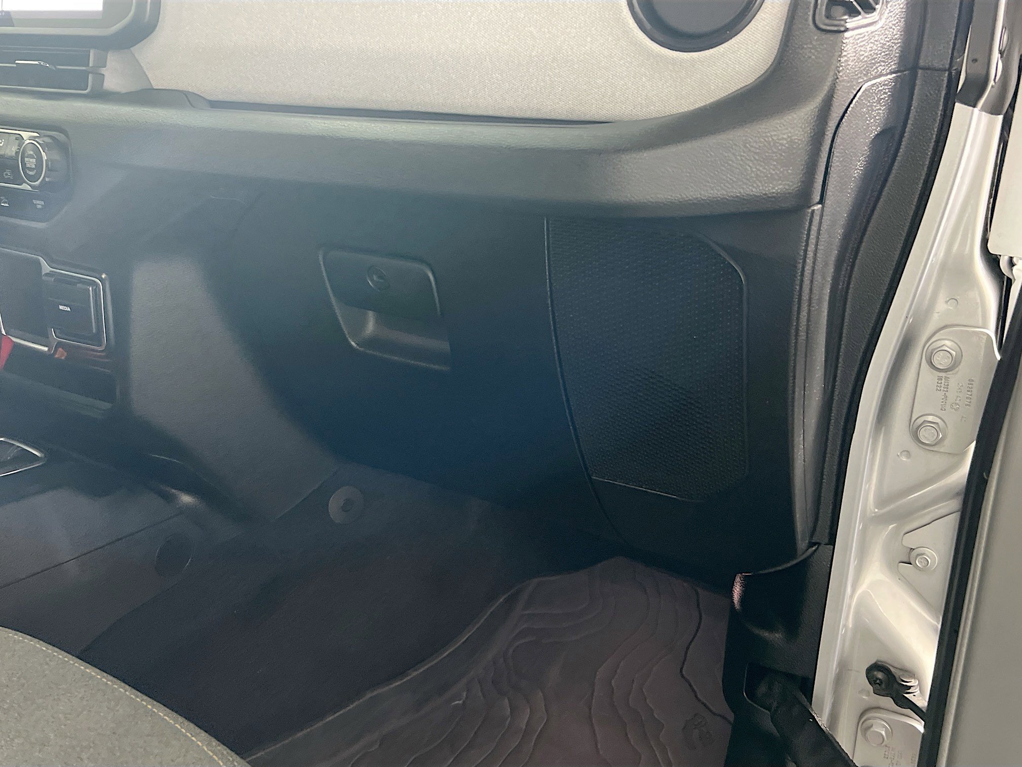 Used 2024 Jeep Wrangler Sport image 35