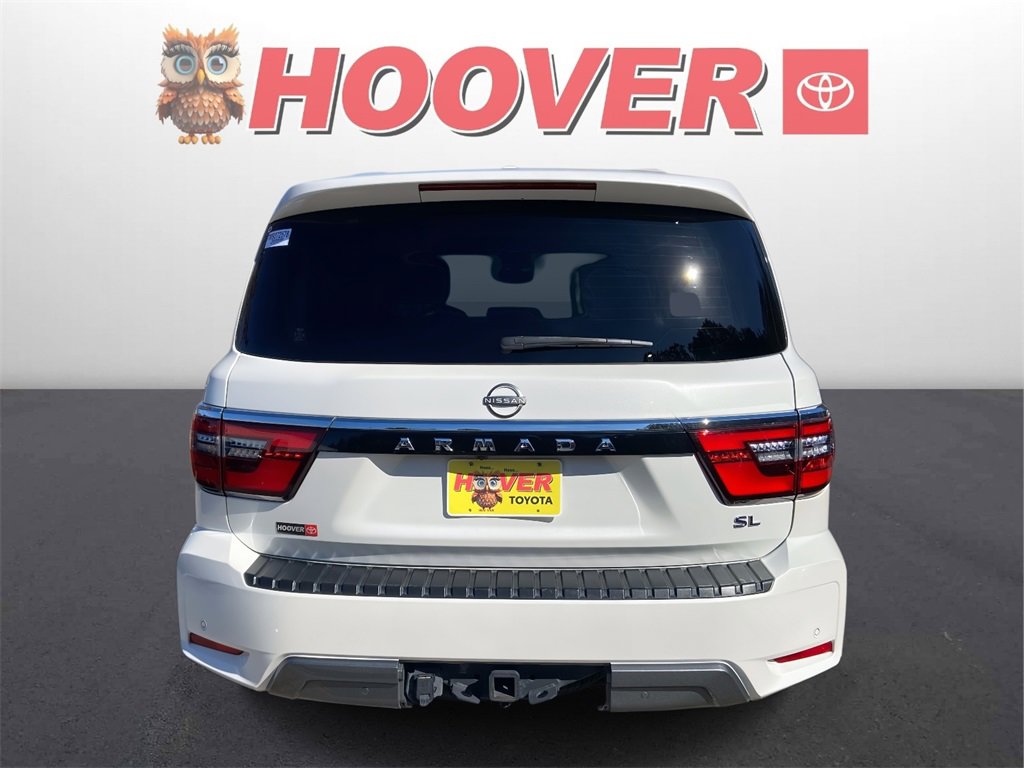 Used 2021 Nissan Armada SL w/ Captain's Chairs Package image 3