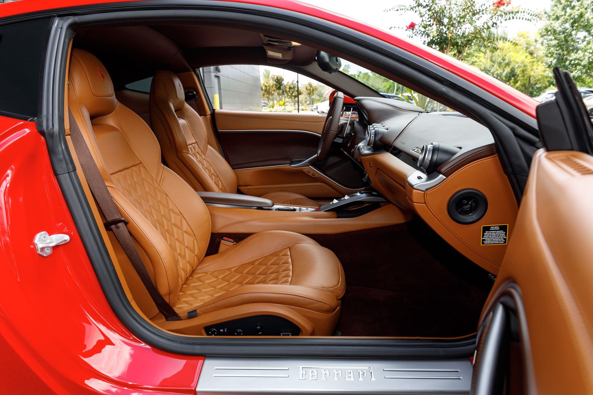 Used 2016 Ferrari F12 Berlinetta RWD image 14