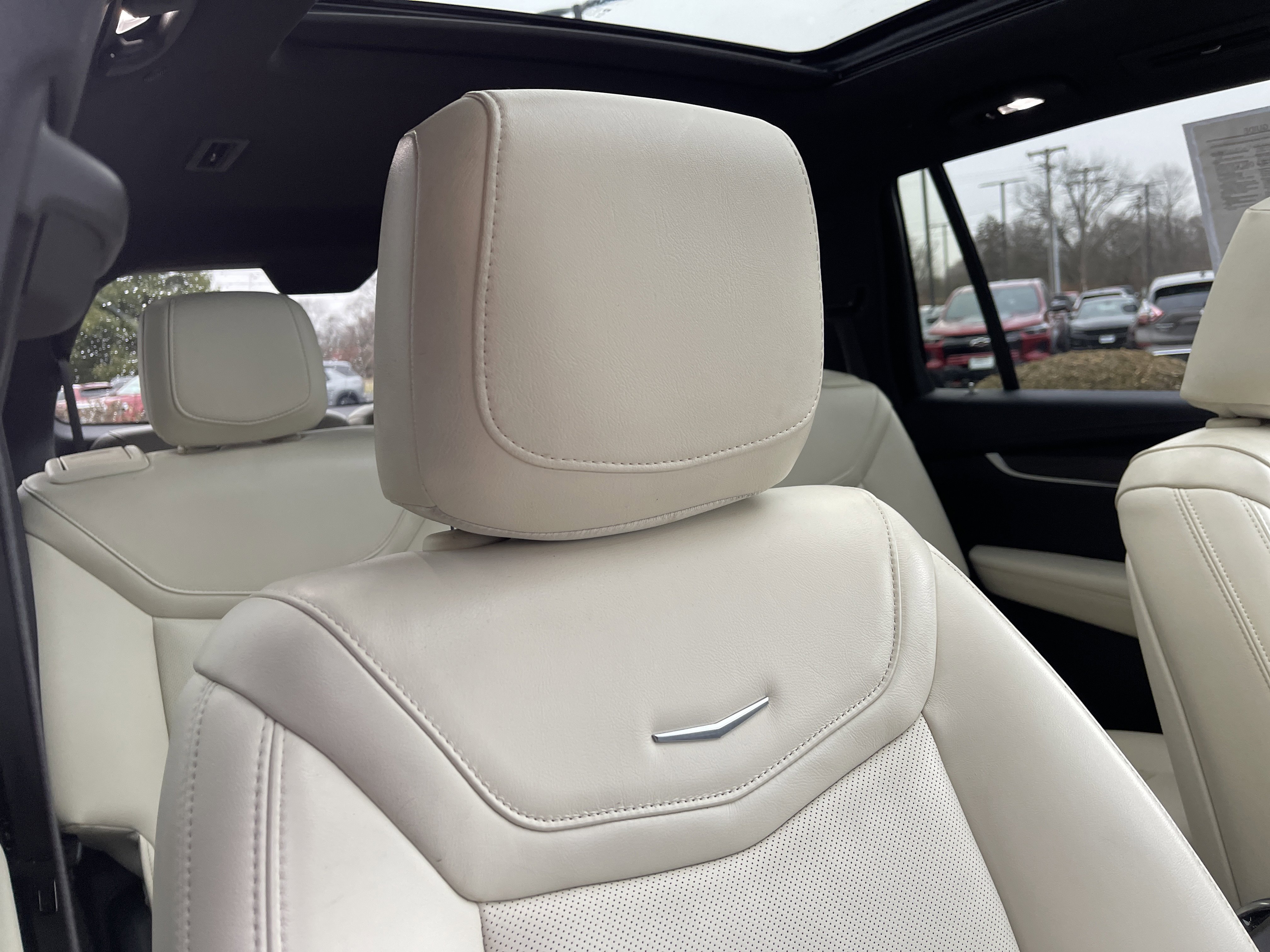 Used 2023 Cadillac XT6 Sport image 40