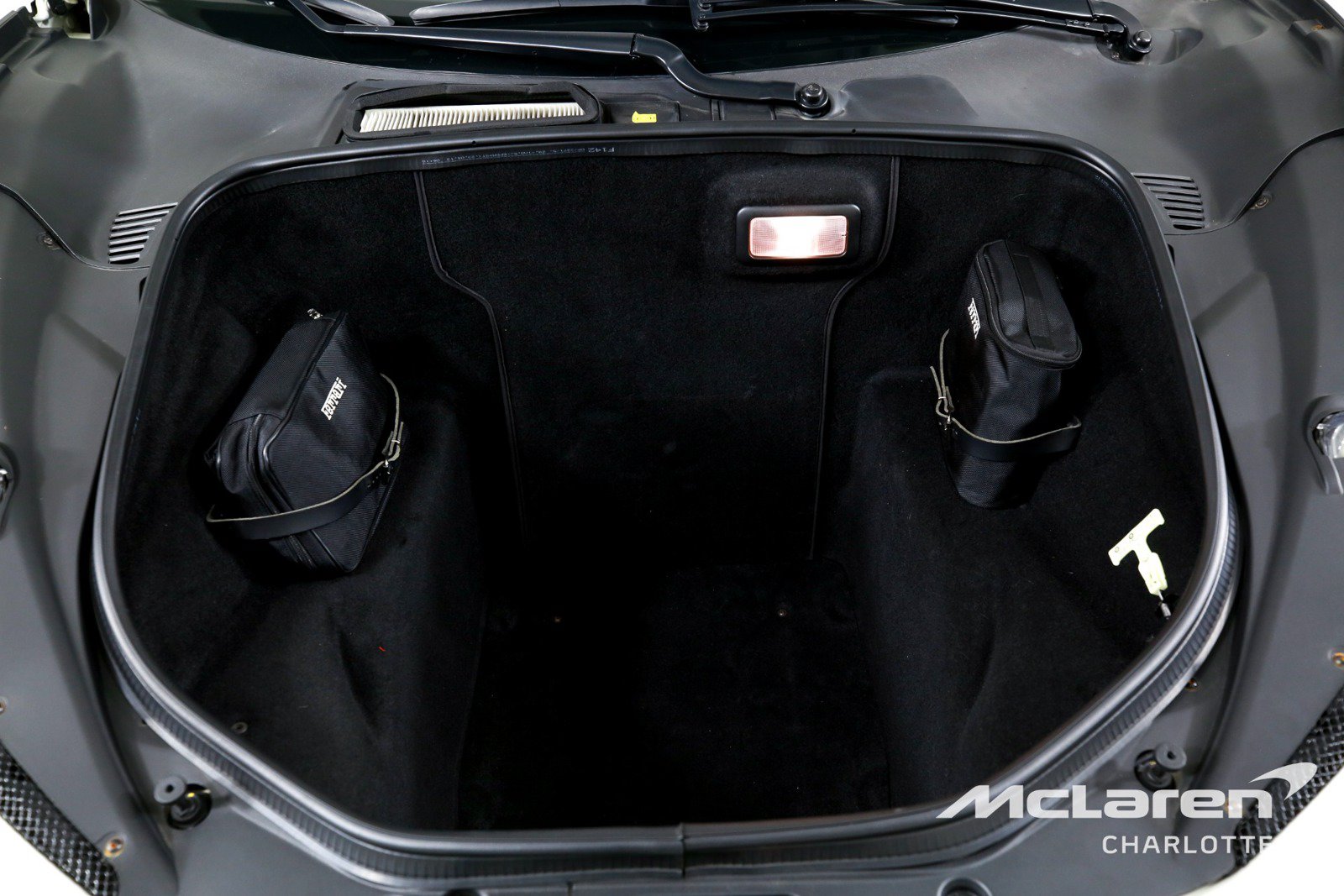 Used 2014 Ferrari 458 Spider RWD image 18
