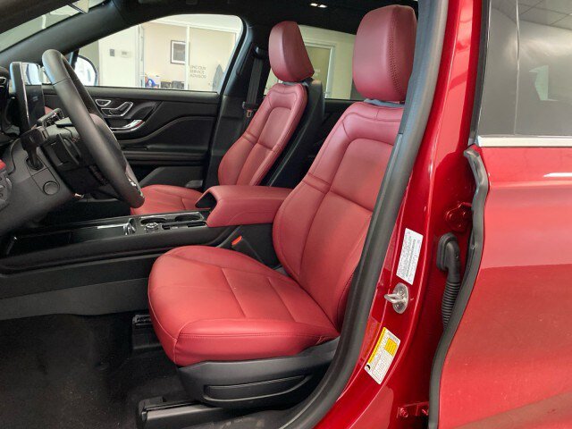New 2024 Lincoln Corsair Grand Touring w/ Equipment Group 301A AWD/4WD image 18