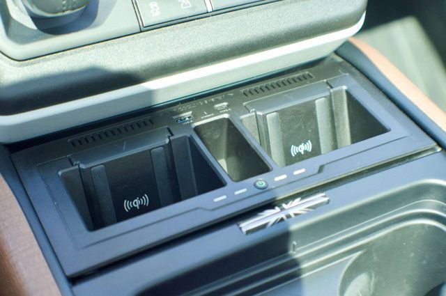 Used 2022 Land Rover Defender 90 S image 37