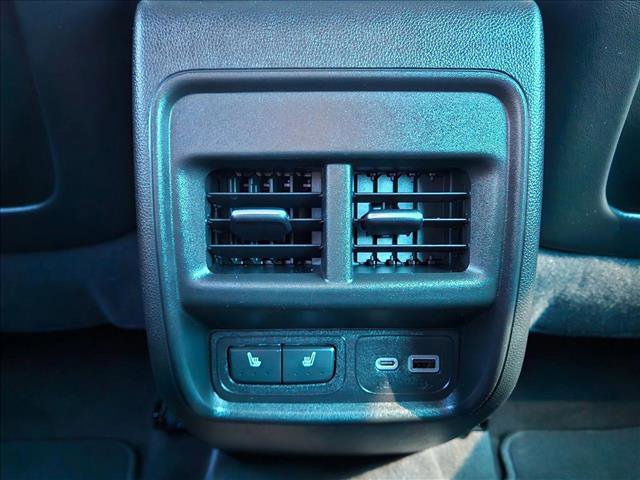 Certified 2023 Cadillac XT4 Sport FWD image 17