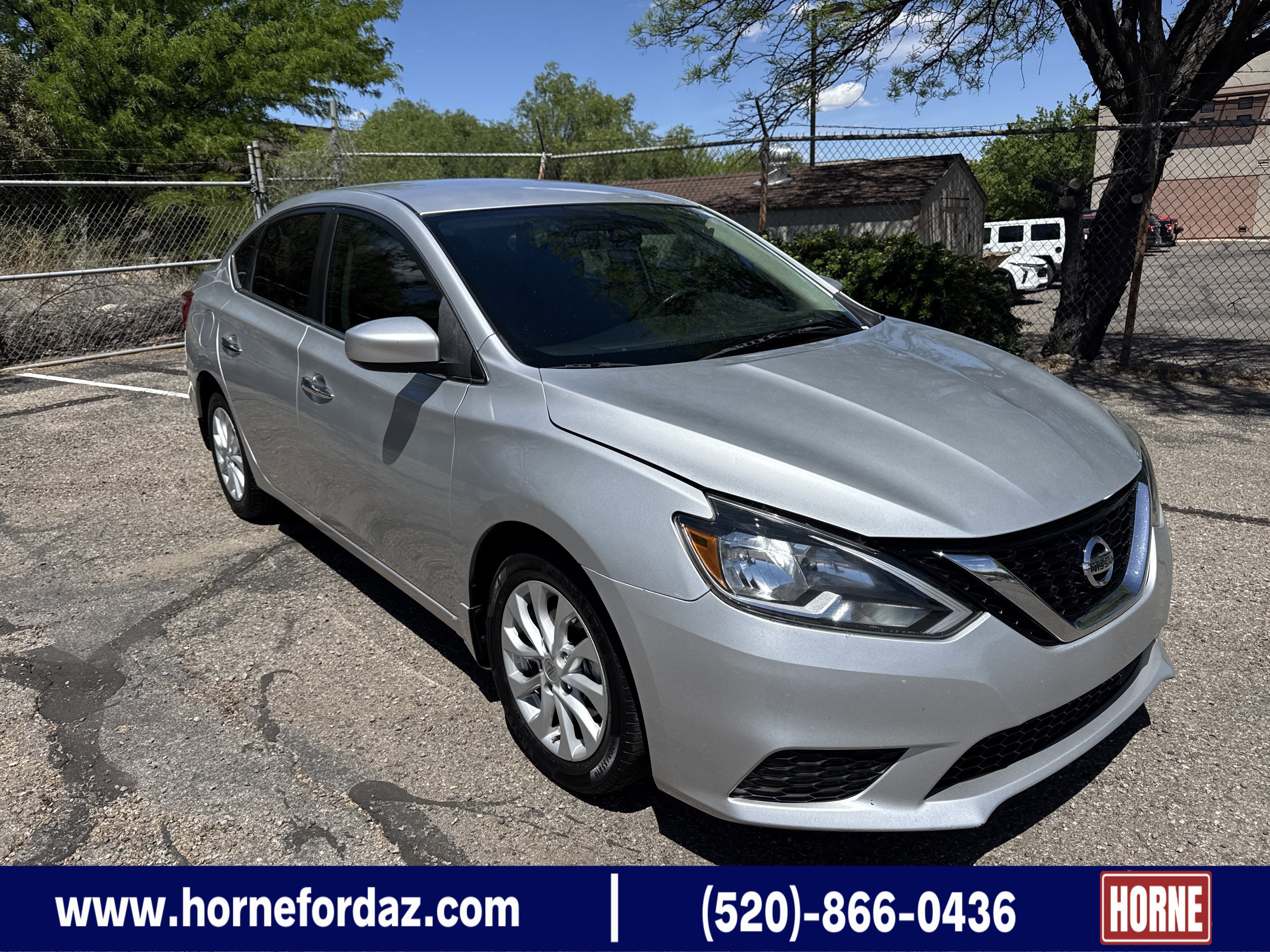 Used 2019 Nissan Sentra SV FWD image 1